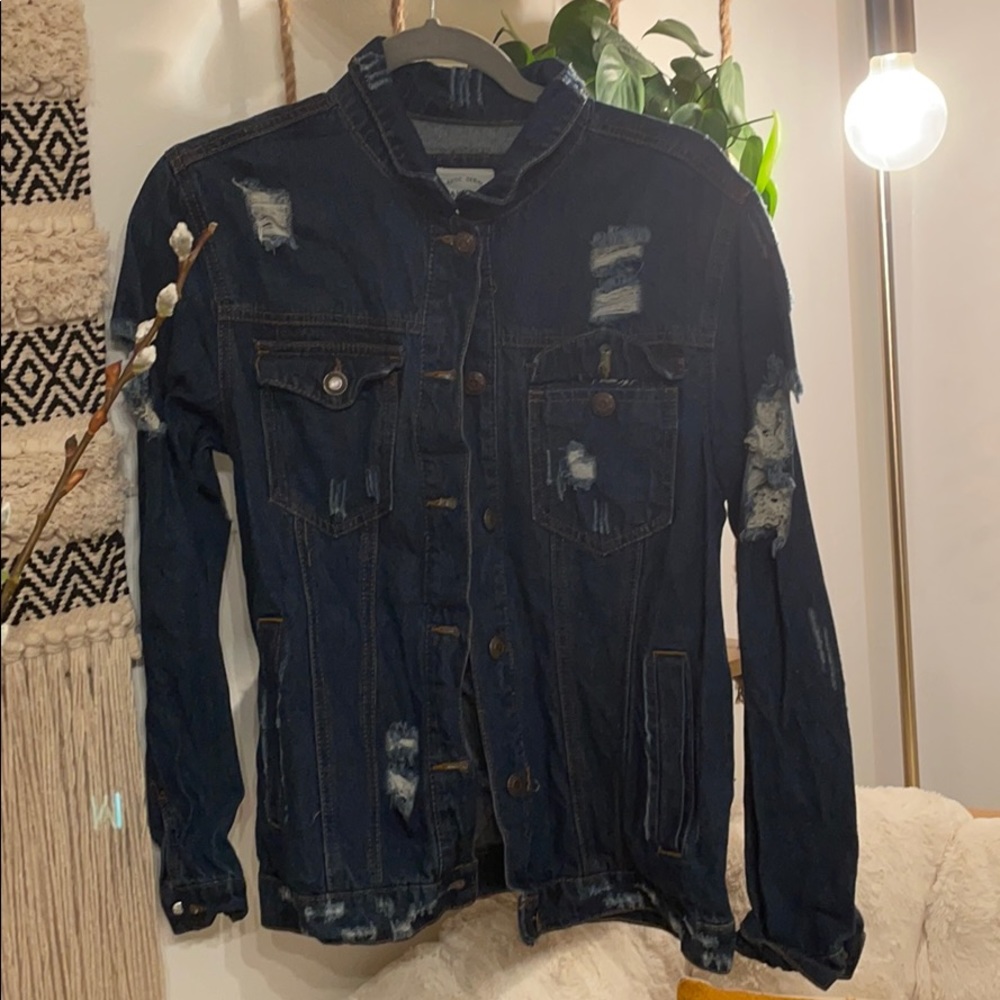 Oversize ripped jean jacket
